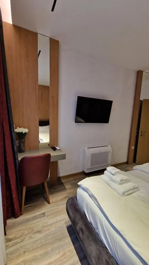 Fs Apartments - Wonderful Apartment In The Top Center Of Varna 0*,